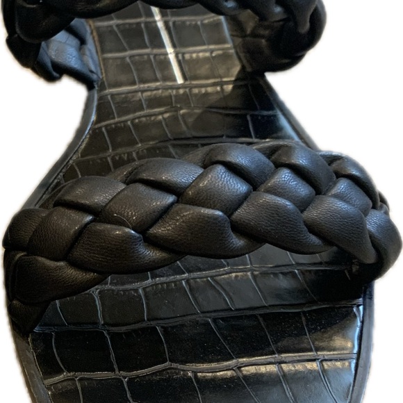 Dolce Vita Indy Slide Sandal Black EUC - Picture 5 of 8